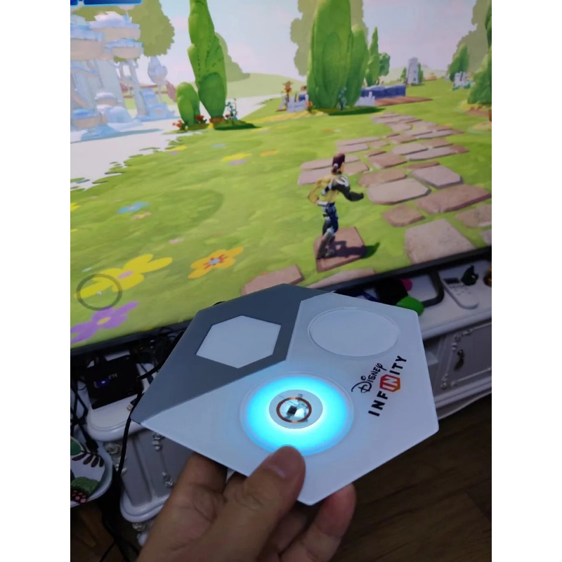 Skylander Trap Team Game Conso - огляд і ціна Gaming Console Kit